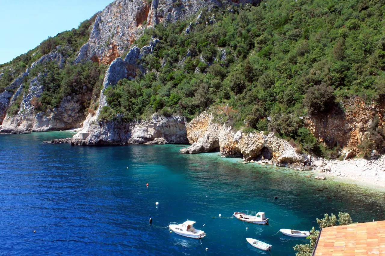 Apartments With A Parking Space Brsec, Opatija - 7755 קרואטיה